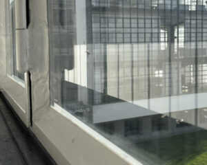 Bauhaus Dessau, Fenster im Schulgebäude